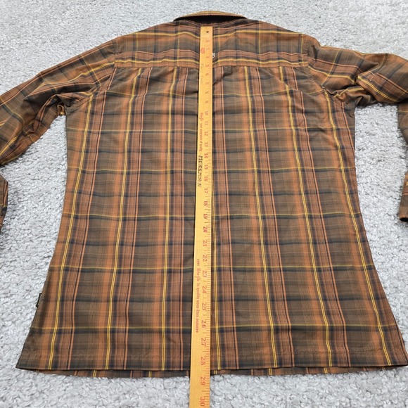Kuhl Men Plaid Button Up‎ Shirt Size Medium Outdoor Hiking Travel Adventure - Picture 9 of 11